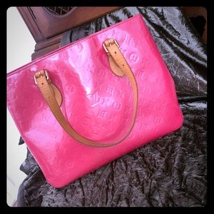 Louis vuitton handbag